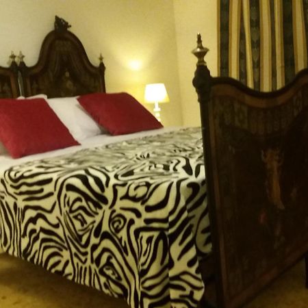 Guest House Il Marchese Del Grillo Rome Luaran gambar